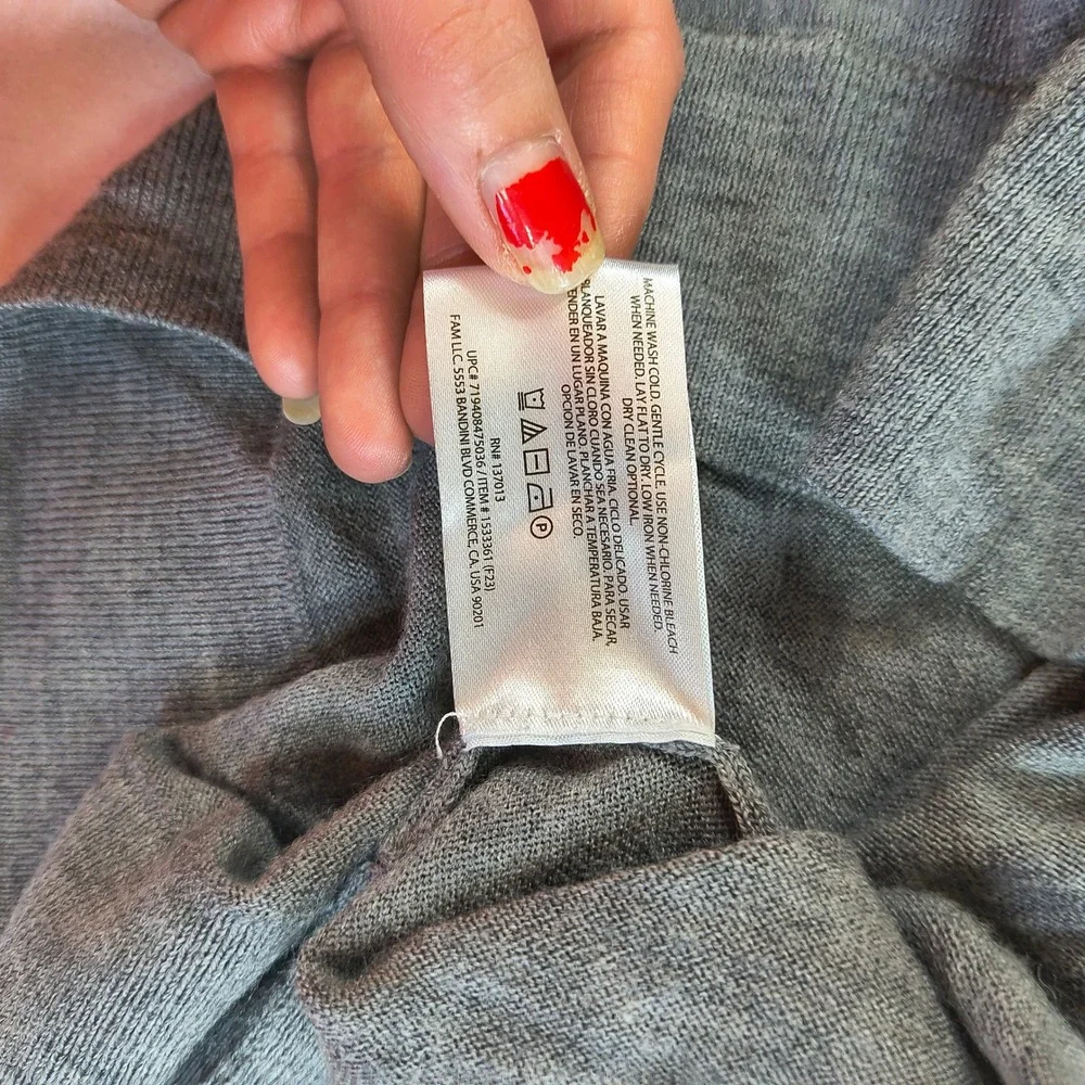 Banana Republic Gray Crew Neck 100% Merino Wool‎ Sweater XL